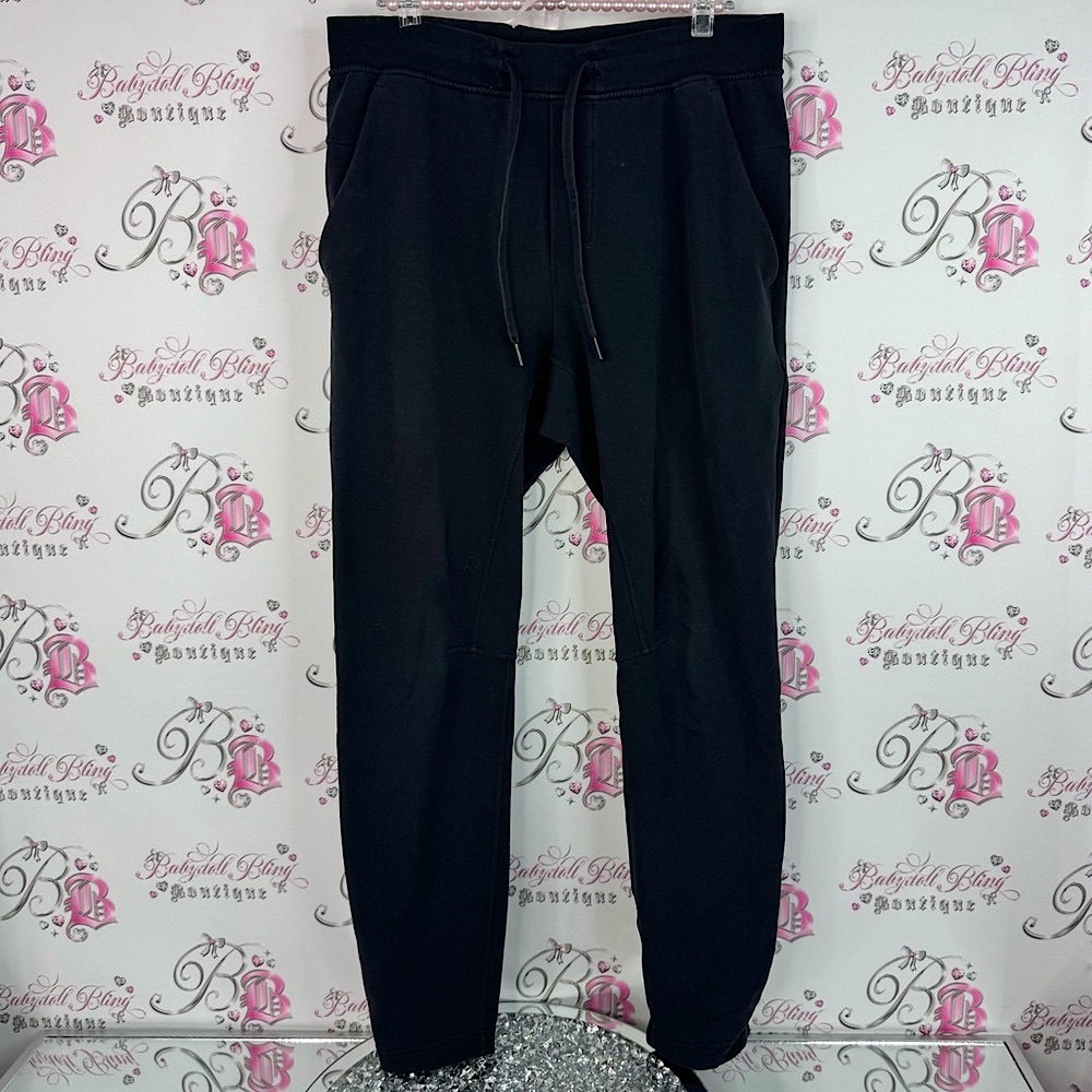 lululemon athletica sweatpants comfy cuff leg Men's Black Sweatpants